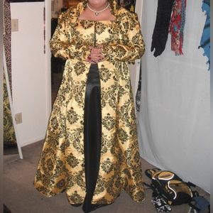 Custom Renaissance/Hufflepuff 3-piece dress, cape, costume